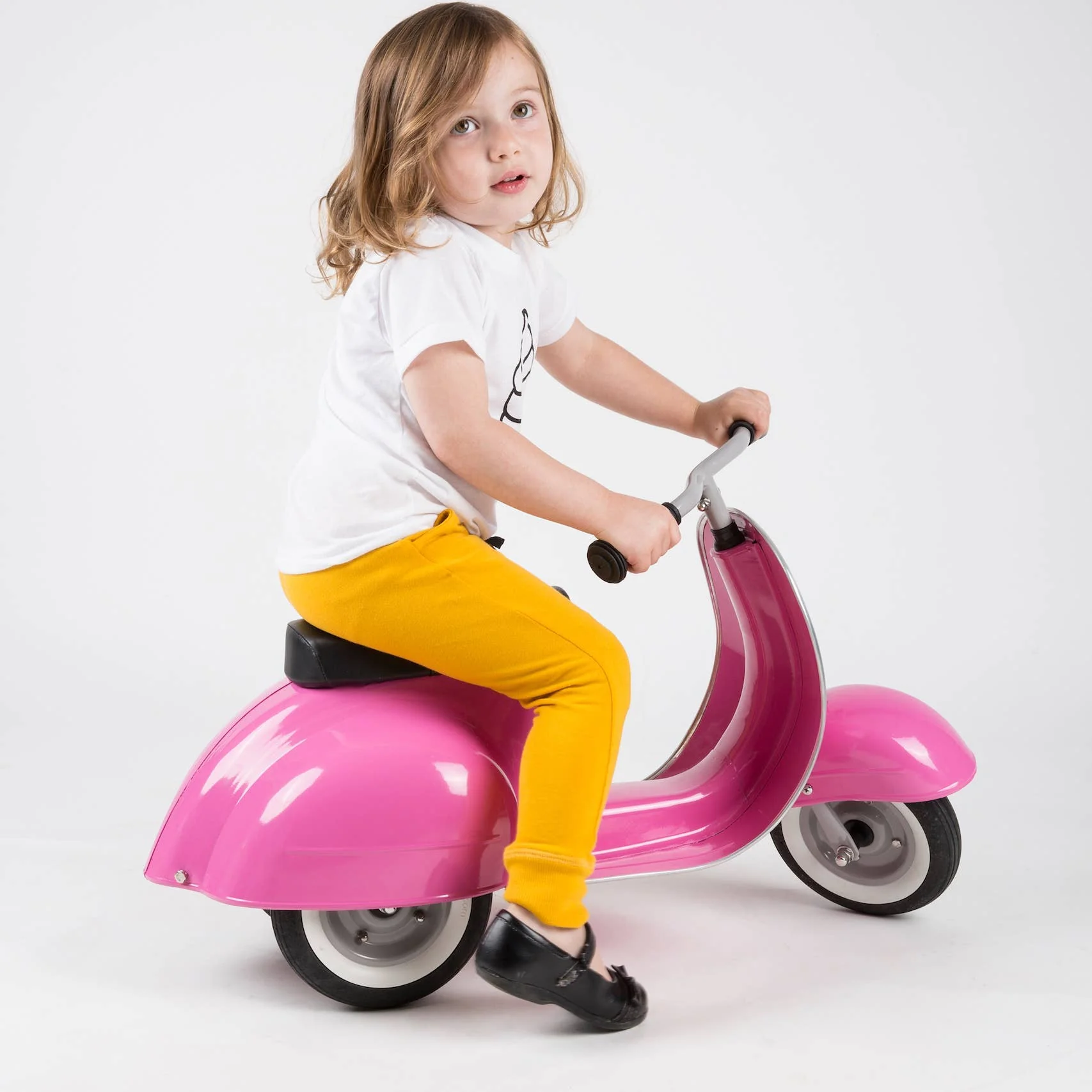 Ambosstoys Scooters  PRIMO ride-on toy Classic Pink - Image 4