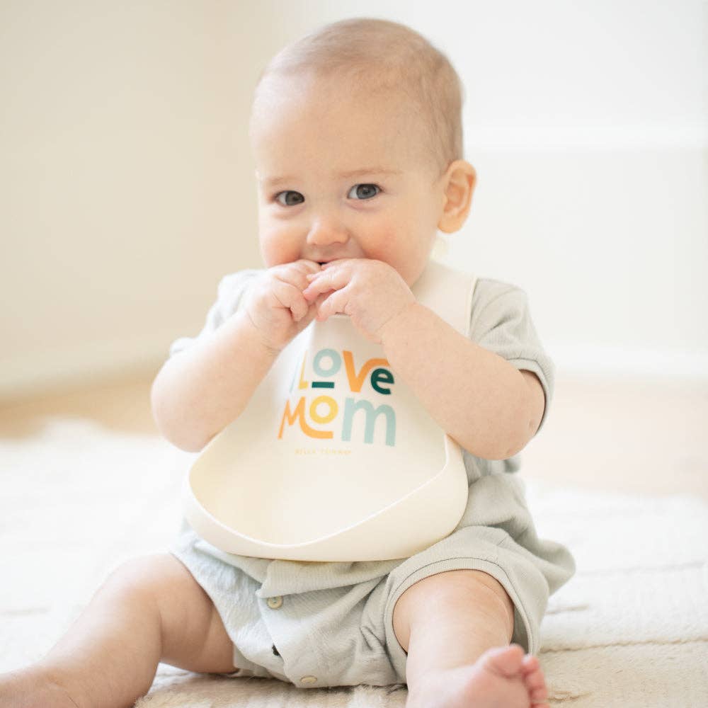 I Love Mom Wonder Bib - Image 2