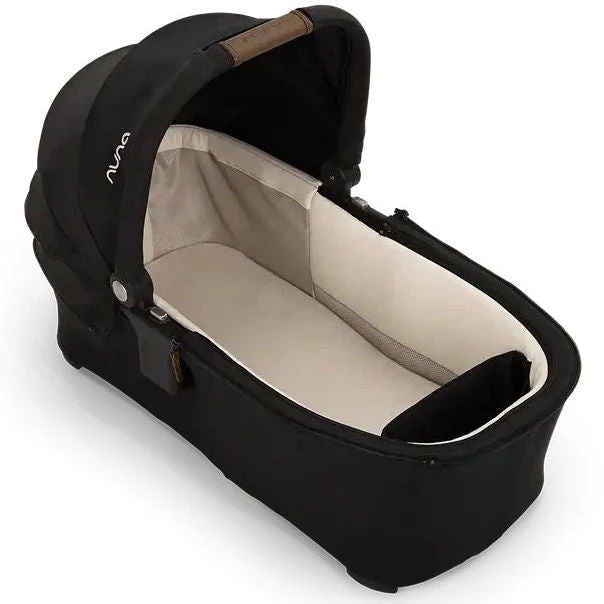 Nuna SWIV & TRIV Bassinet + Stand - Image 5