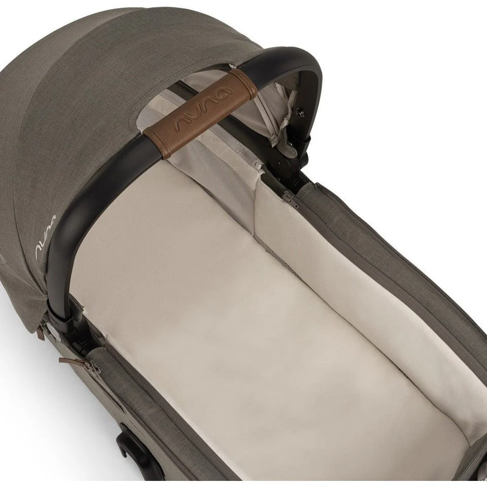 Nuna Demi Next Bassinet + Stand (1-3 weeks) - Image 11