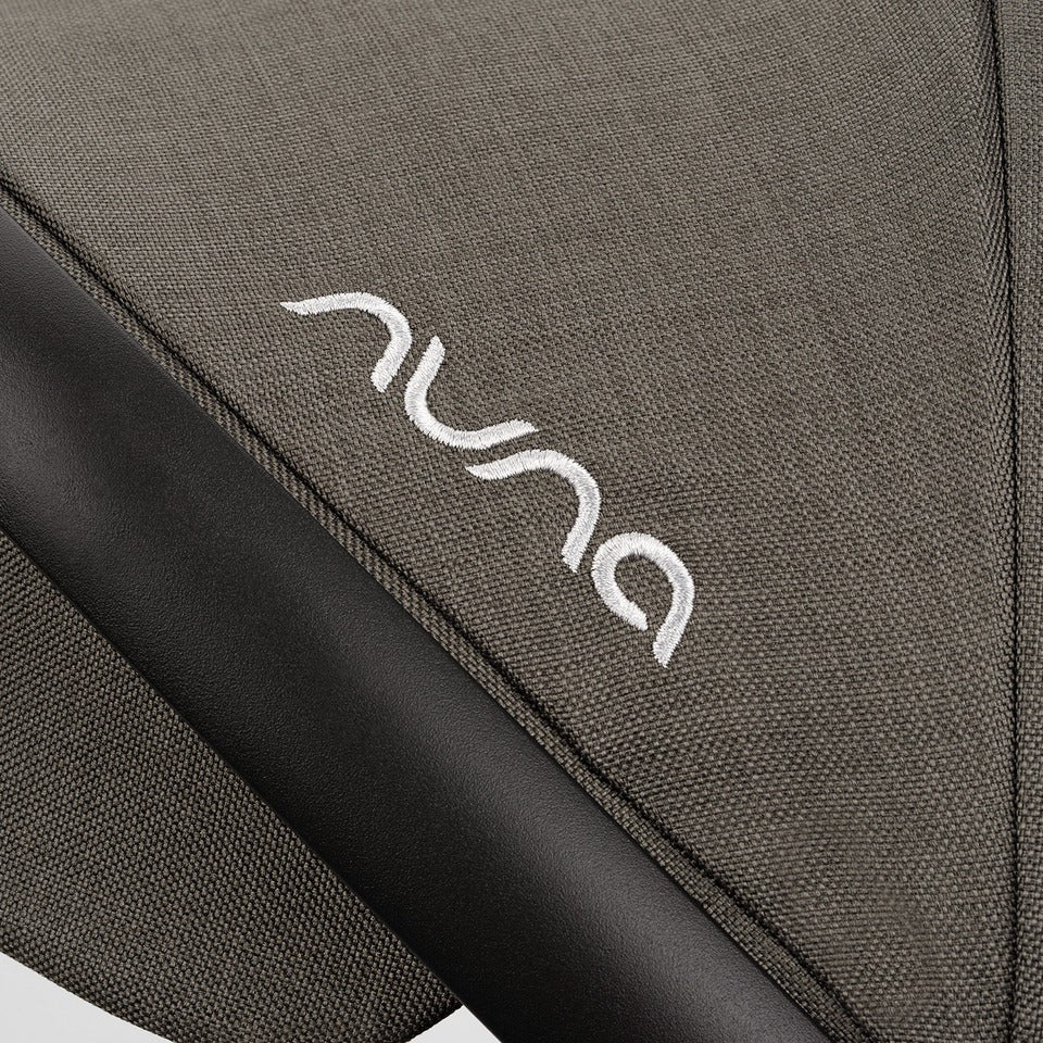 Nuna Demi Next Bassinet + Stand (1-3 weeks) - Image 12