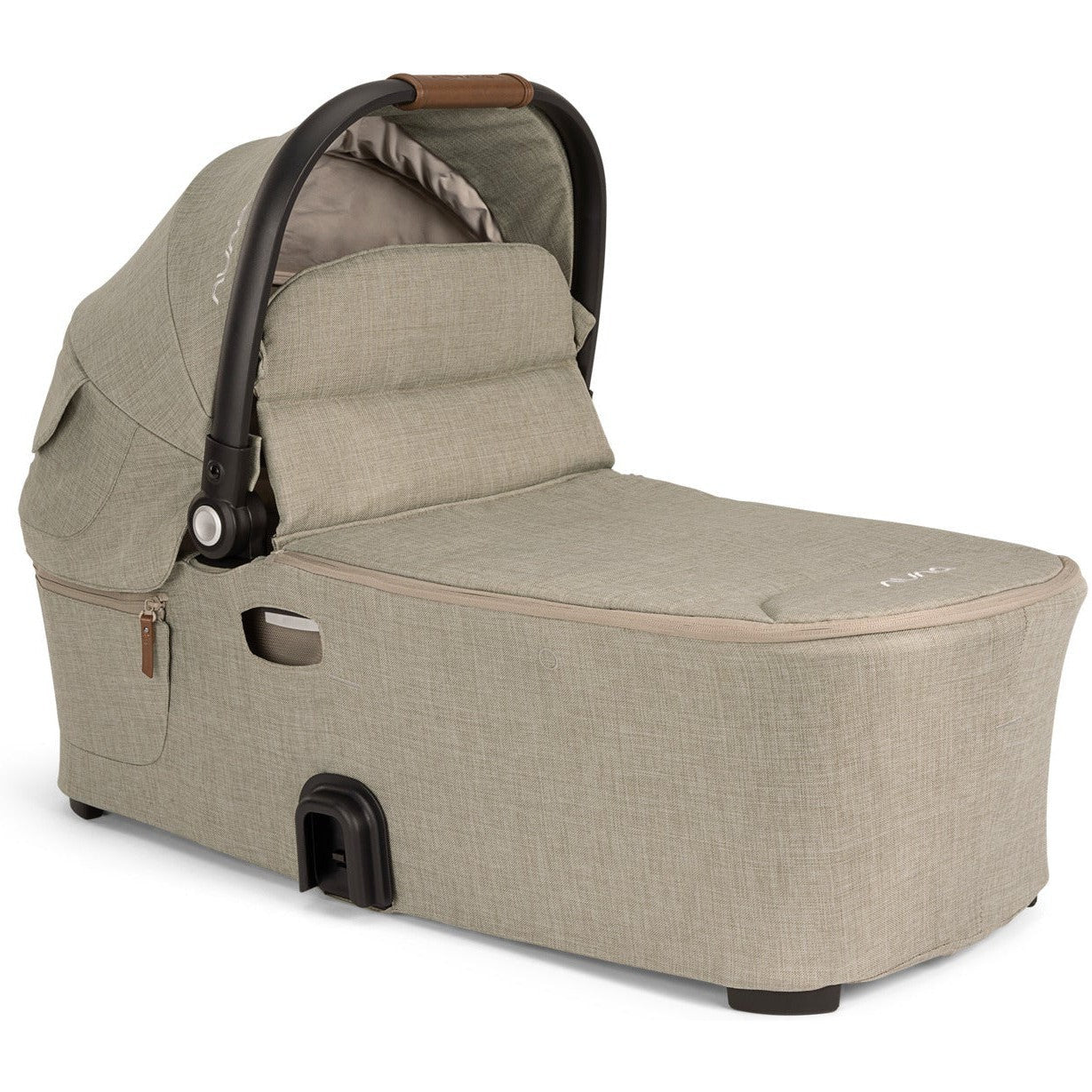 Nuna Demi Next Bassinet + Stand (1-3 weeks) - Image 24