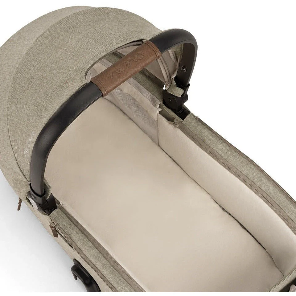 Nuna Demi Next Bassinet + Stand (1-3 weeks) - Image 27