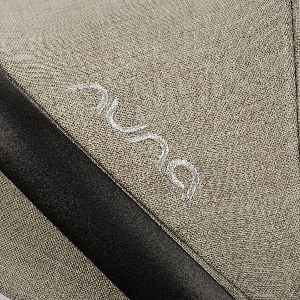 Nuna Demi Next Bassinet + Stand (1-3 weeks) - Image 38