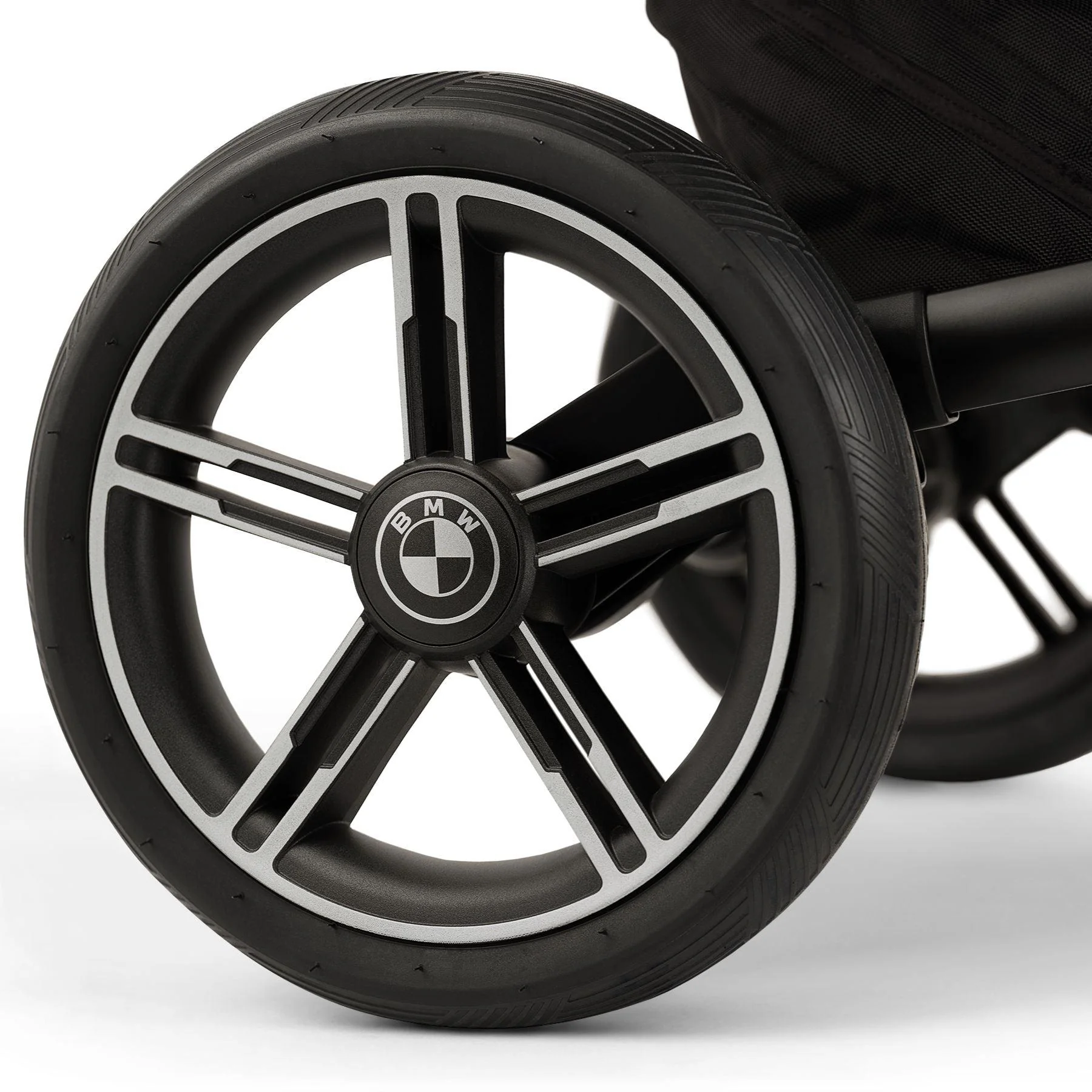 Nuna MIXX Next Stroller with MagneTech Secure Snap - Image 43