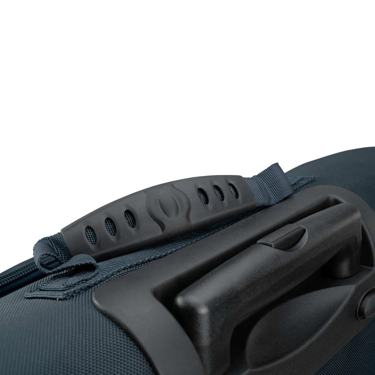 Nuna Wheeled Travel Bag - Image 4