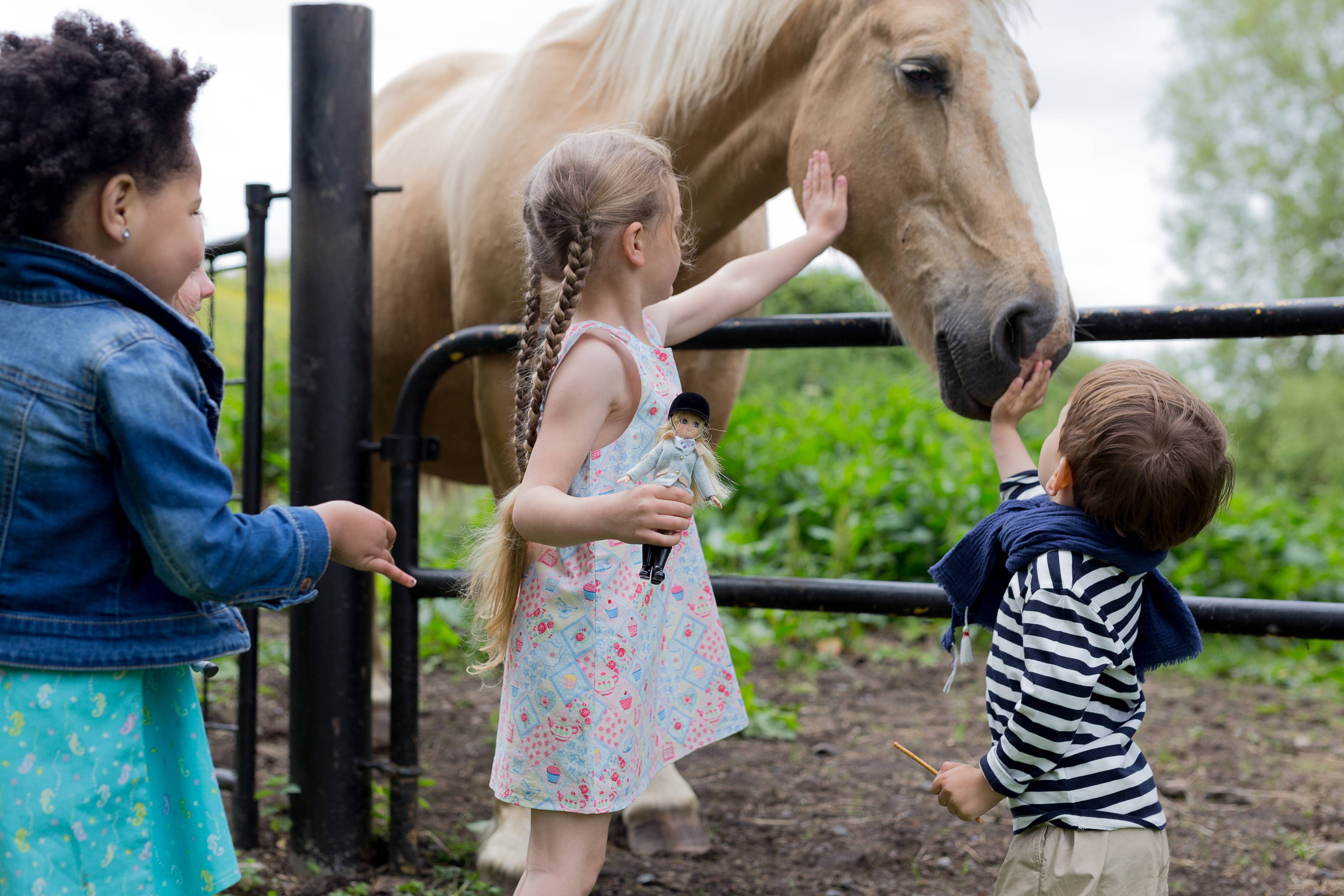 Pony Pals - Image 6