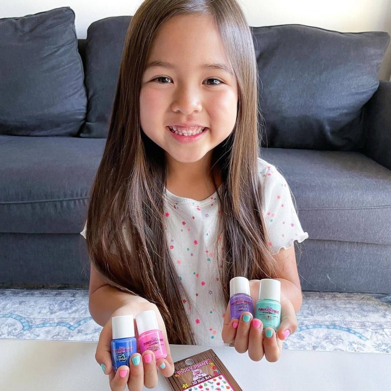 Scented Berry Bestie - Gift Set - Kids Non-toxic Nail Polish - Image 4