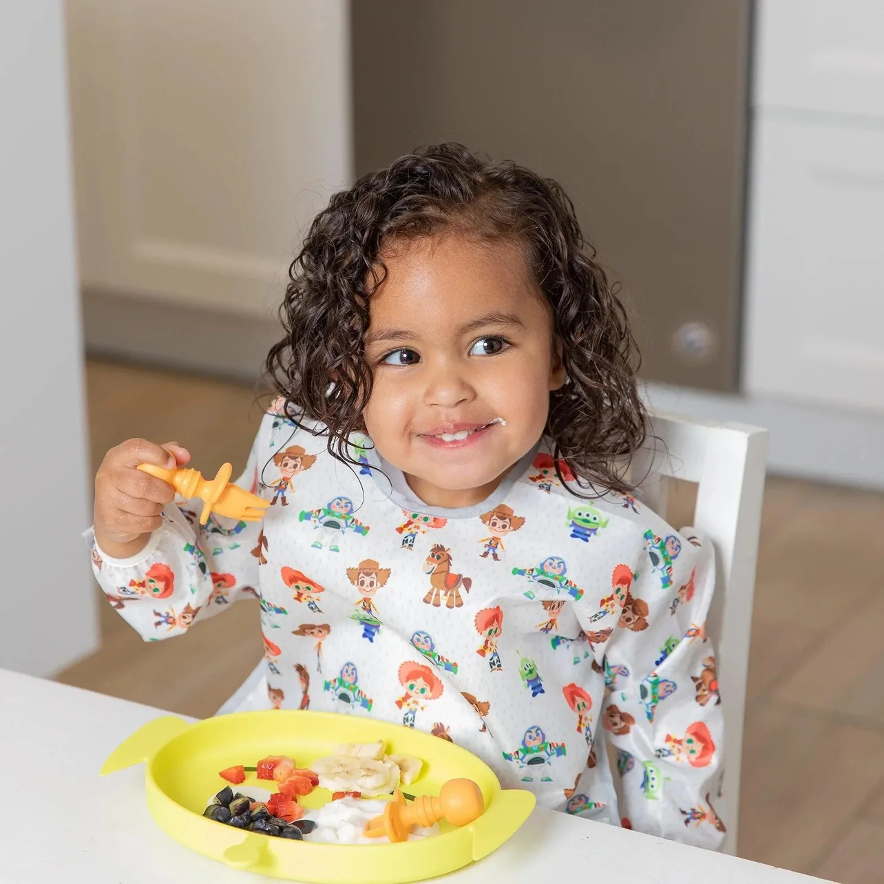 Sleeved Bib - Image 10