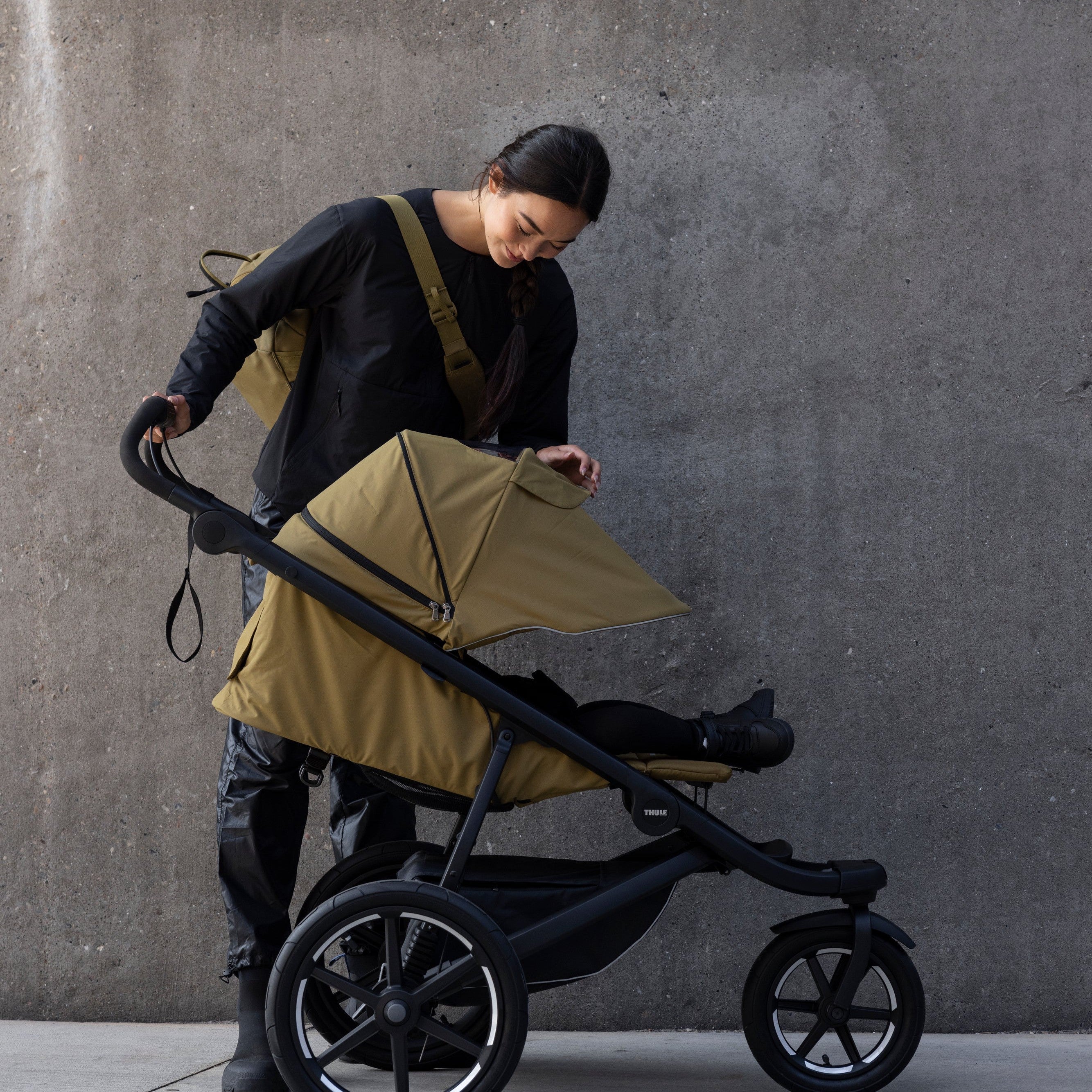 Thule Urban Glide 3 Stroller - Image 38