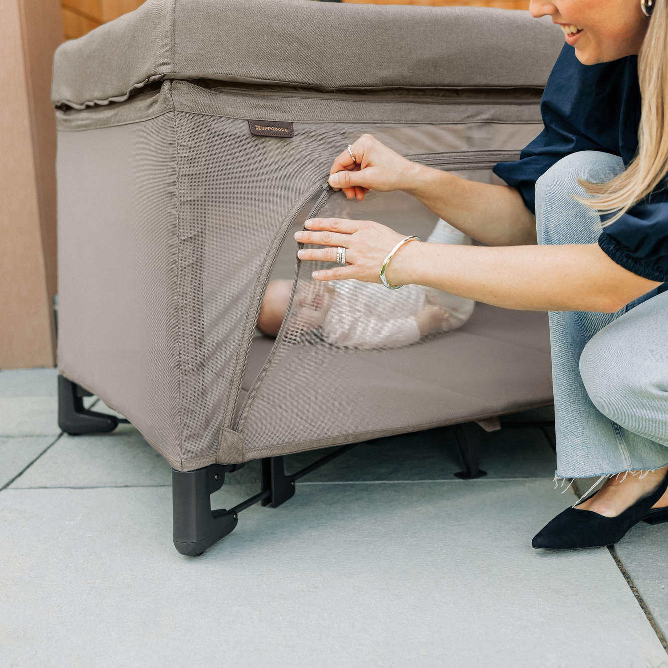 UPPAbaby Remi Bedside Bassinet + Playard + Travel Crib - Image 73