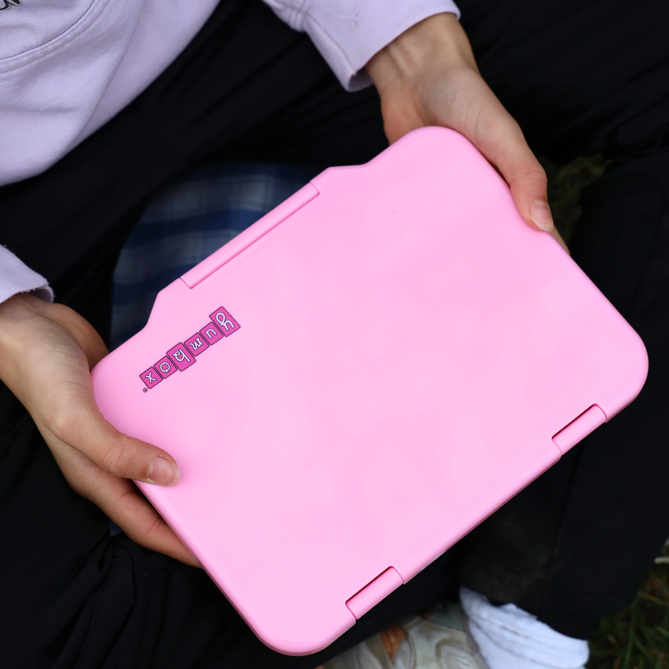 Yumbox PrĂȘt â Leakproof Stainless Steel Bento - Versailles Pink - Image 4